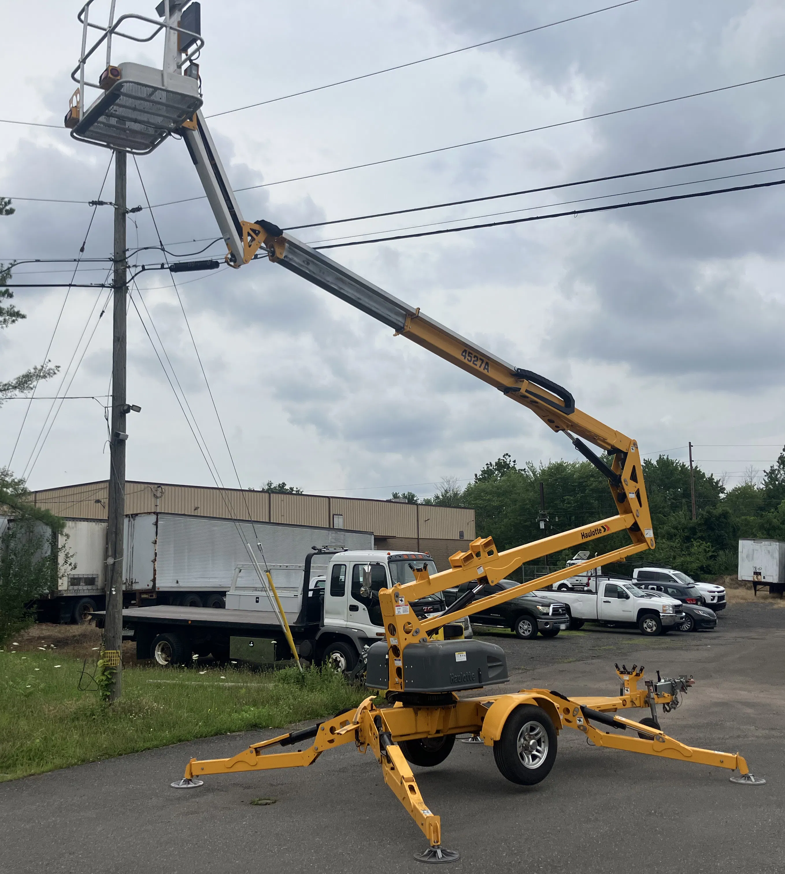2023 Haulotte 4527A Equipment Image0