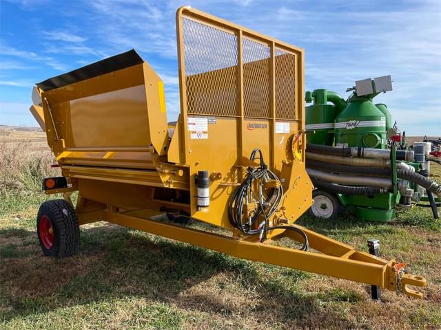 Image of Haybuster 2660 equipment image 1