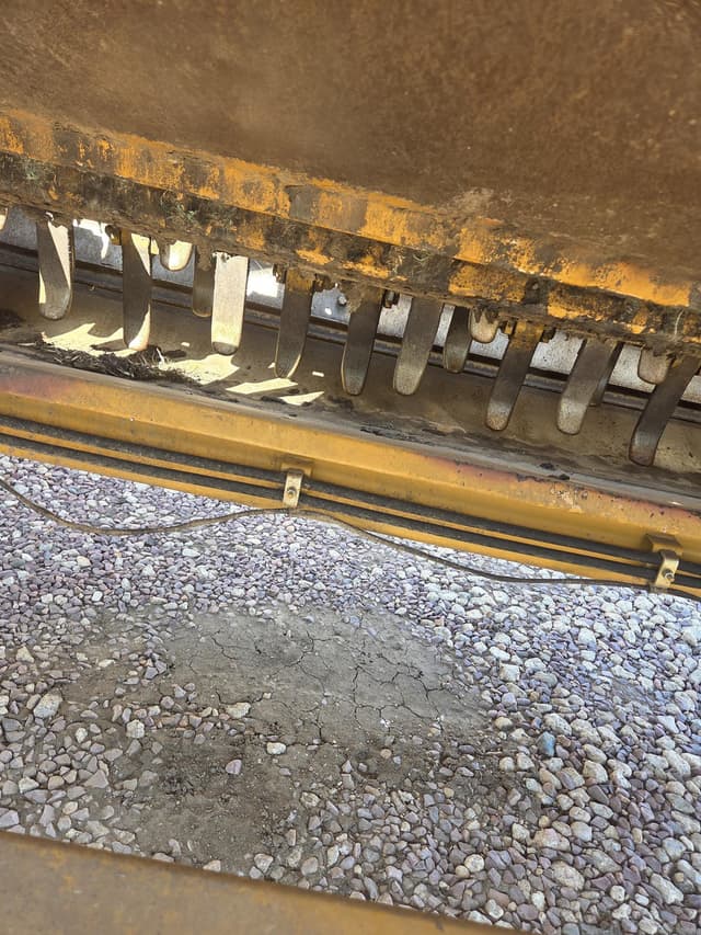 Image of Haybuster 2665 equipment image 4