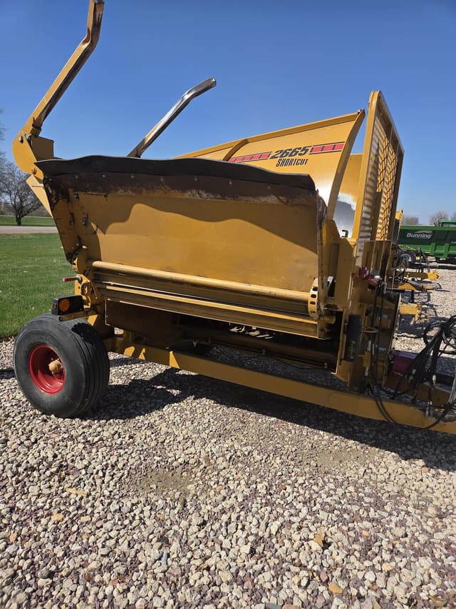 Image of Haybuster 2665 equipment image 3