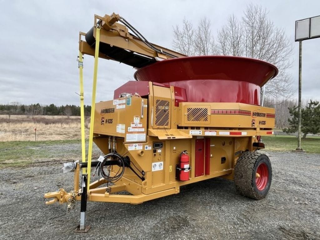 Main image Haybuster H-1135
