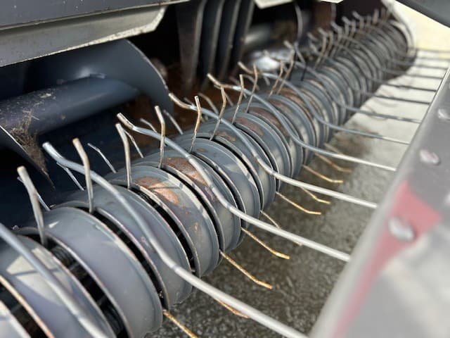 Image of Massey Ferguson Hesston 1840 equipment image 4