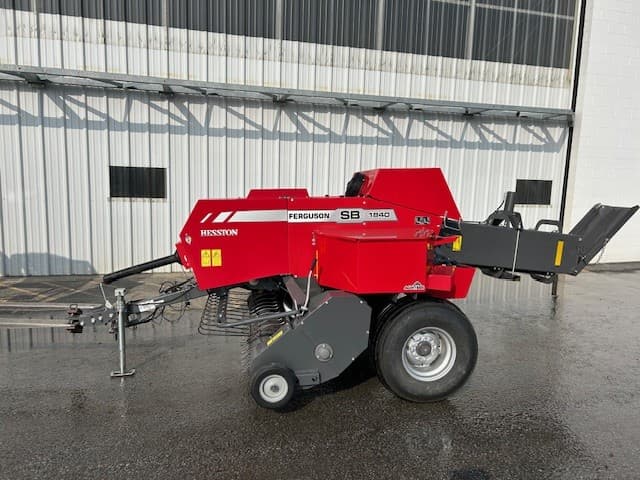 Image of Massey Ferguson Hesston 1840 equipment image 3