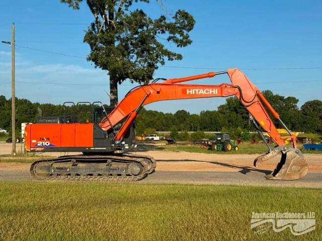 Image of Hitachi ZX210LC equipment image 3