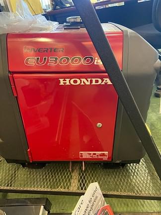 2023 Honda EU3000is Equipment Image0