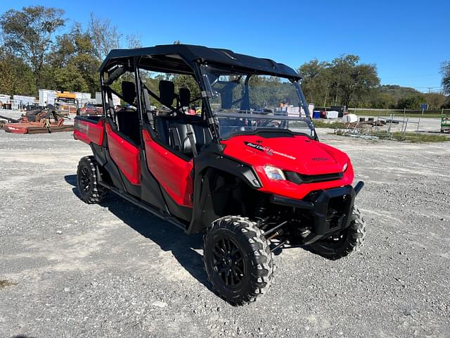 Image of Honda Pioneer 1000 equipment image 1