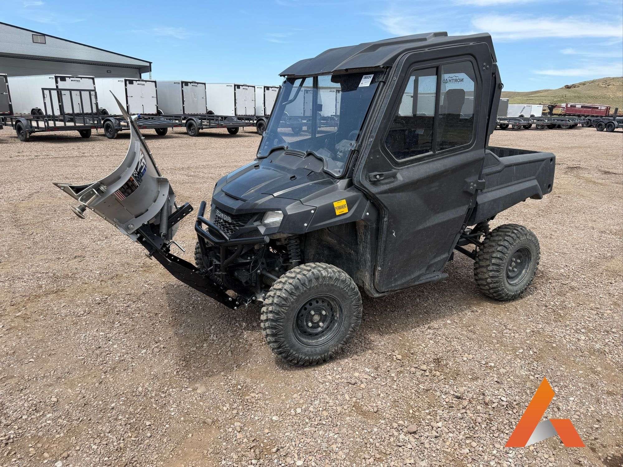 2023 Honda SXS700 Equipment Image0