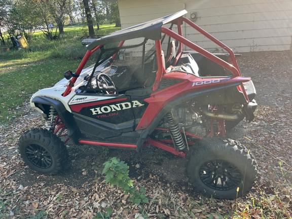 Image of Honda Talon 1000R FOX Live Valve equipment image 2