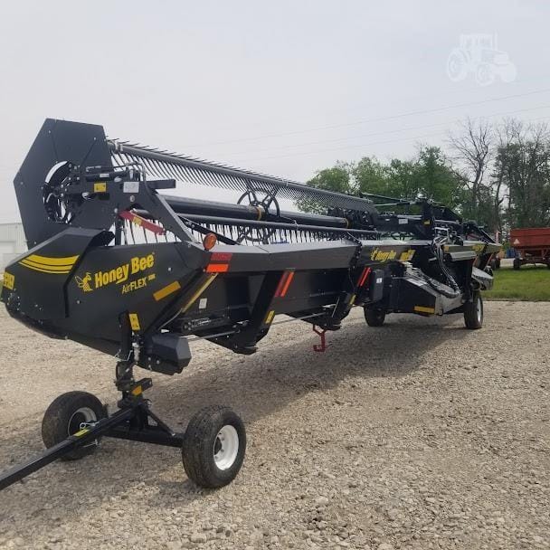 2023 Honey Bee SDX240 Equipment Image0