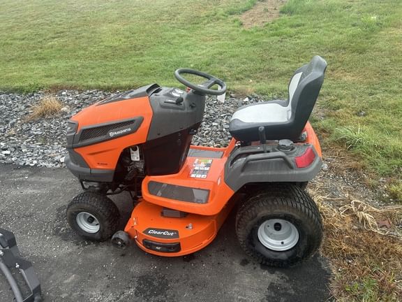 2023 Husqvarna TS242XD Equipment Image0