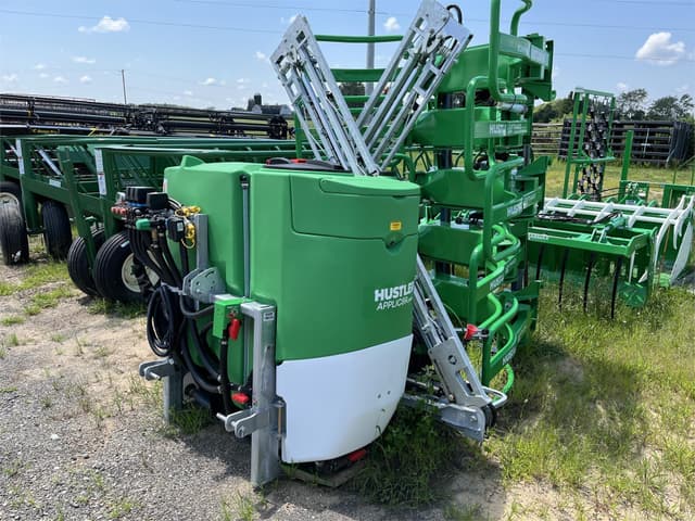 Image of Hustler Applic8r LX1150 equipment image 1