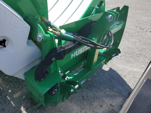 Image of Hustler Chainless LX104 equipment image 3