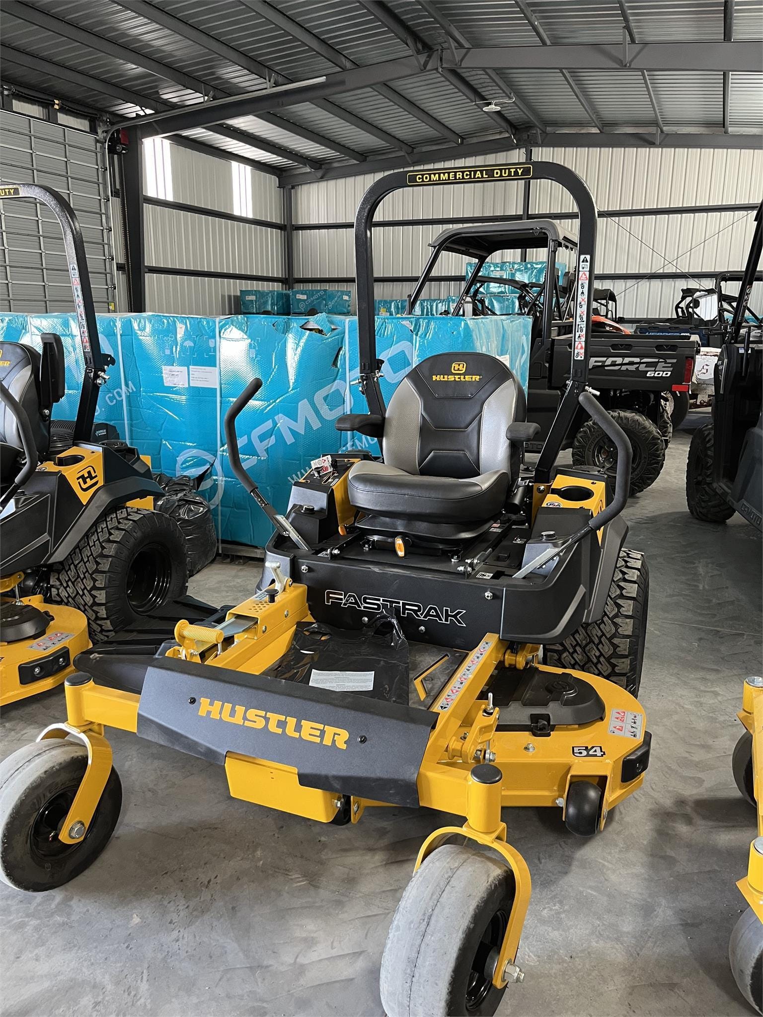2023 Hustler FasTrak Equipment Image0