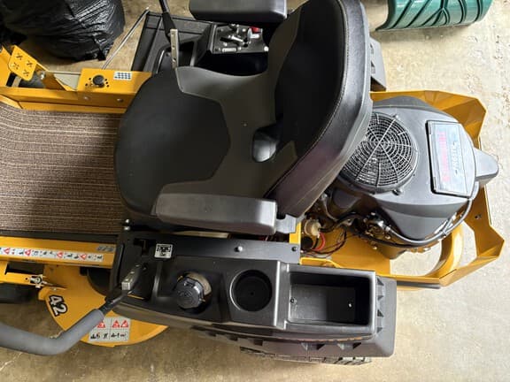 Image of Hustler Raptor XL equipment image 4