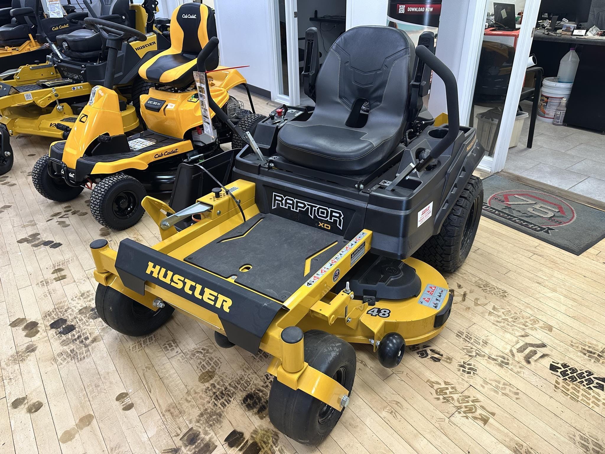 2023 Hustler Raptor XD Equipment Image0