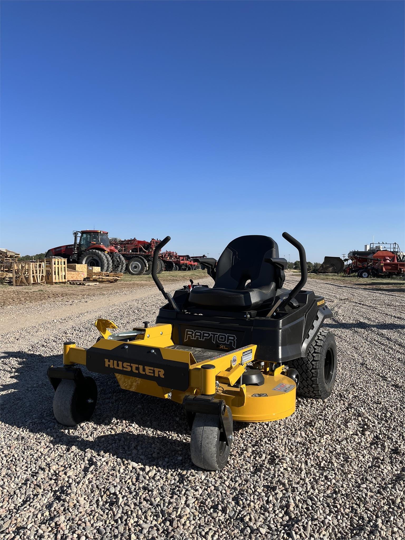 Main image Hustler Raptor XL