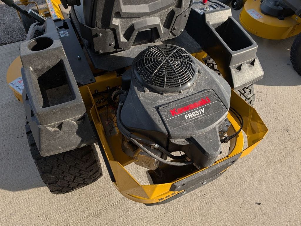 Main image Hustler Raptor X