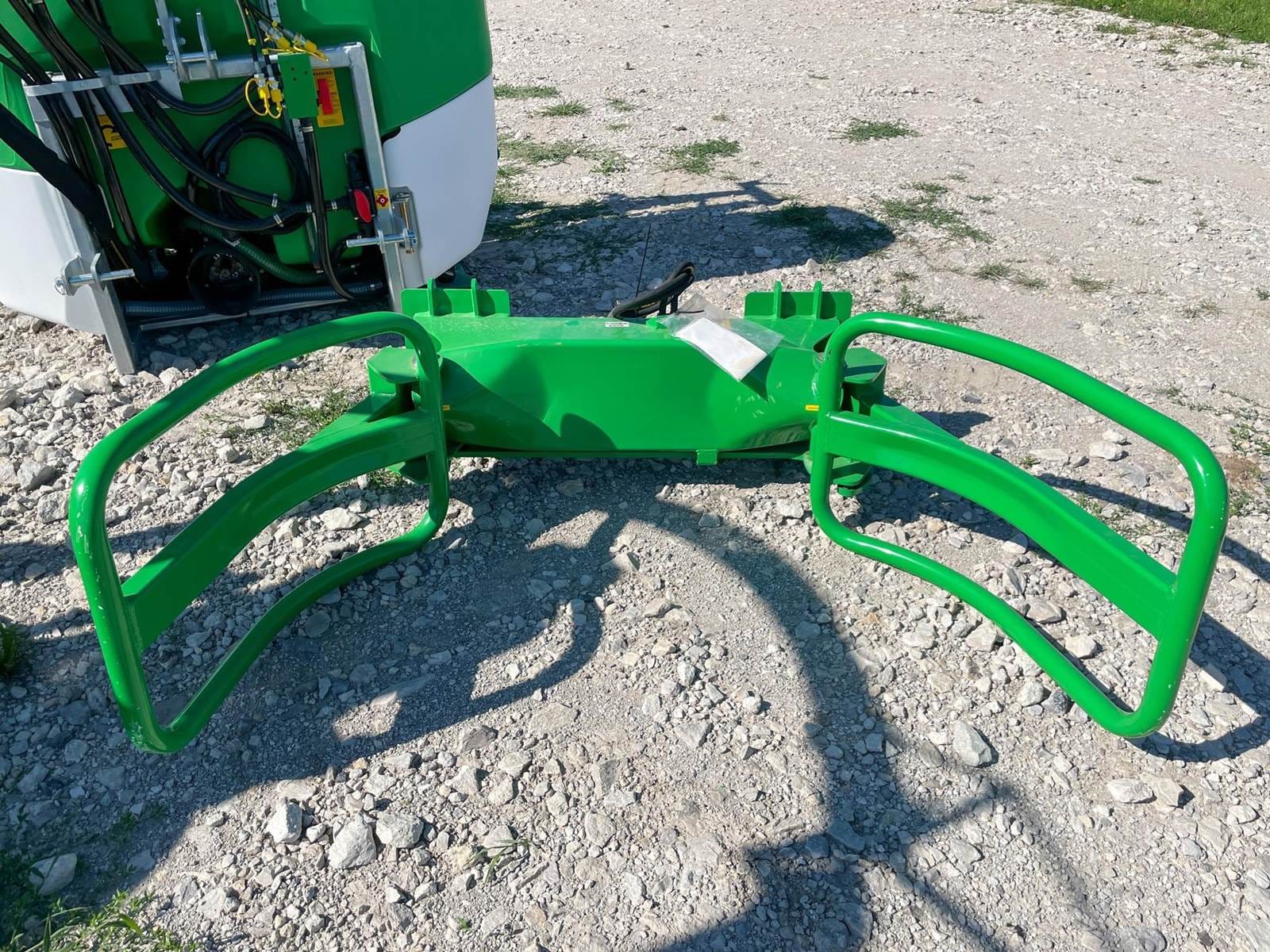 2024 Hustler Softhands LM100 Equipment Image0