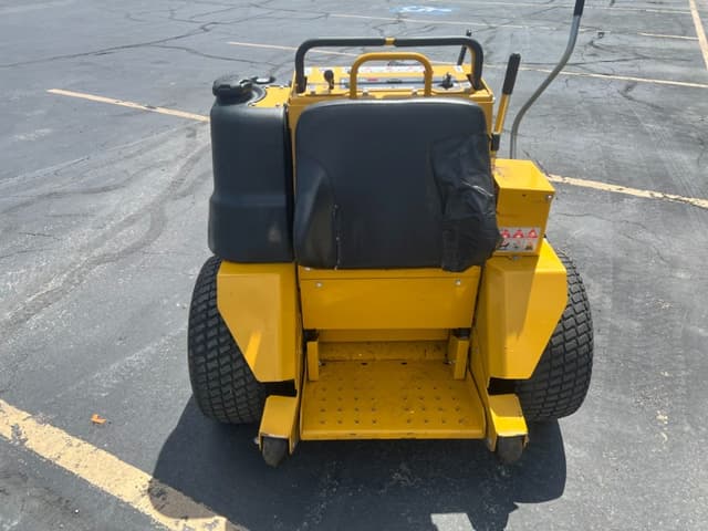Image of Hustler Super S equipment image 4