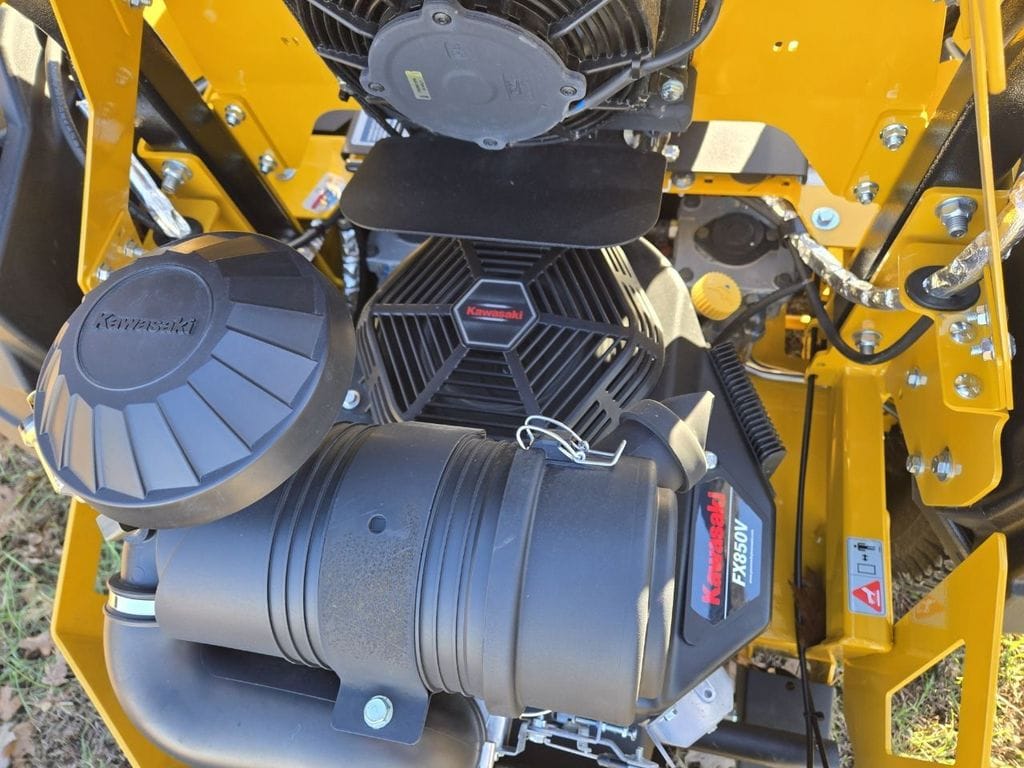 2023 Hustler Super Z Equipment Image0