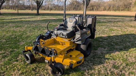 2023 Hustler X-ONE Equipment Image0