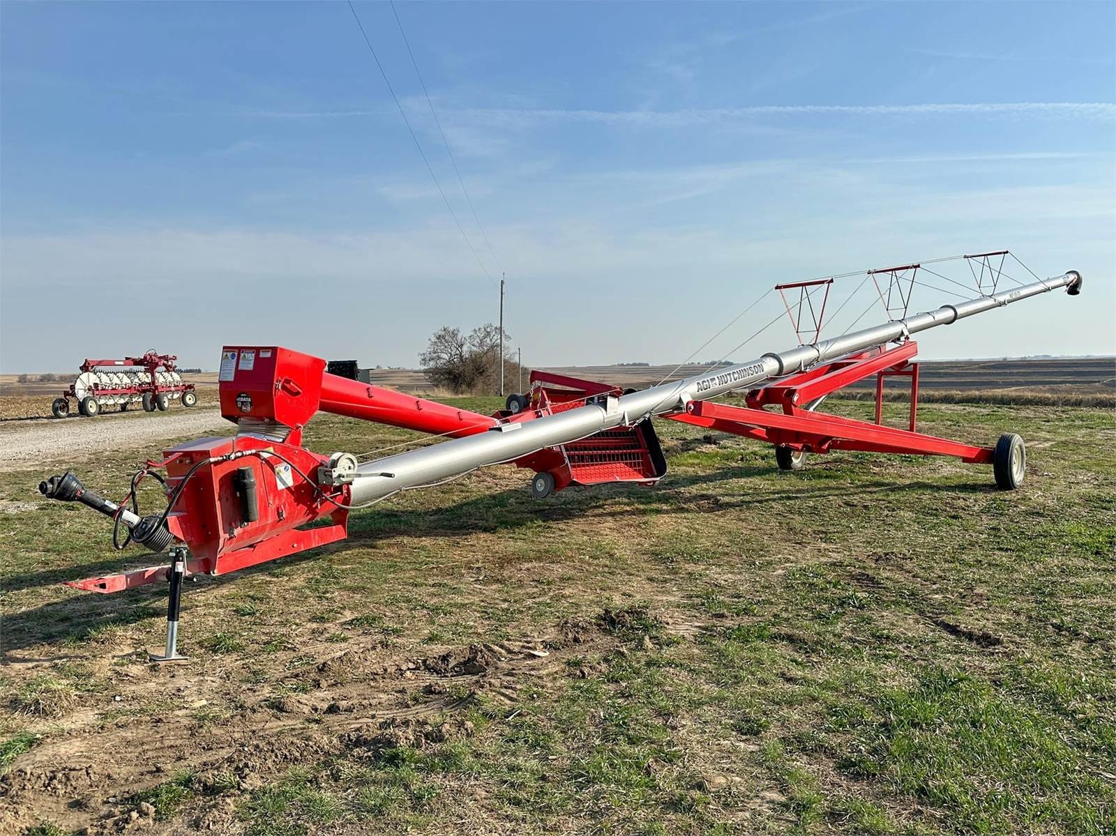 2024 Hutchinson HX2 10-73 Equipment Image0