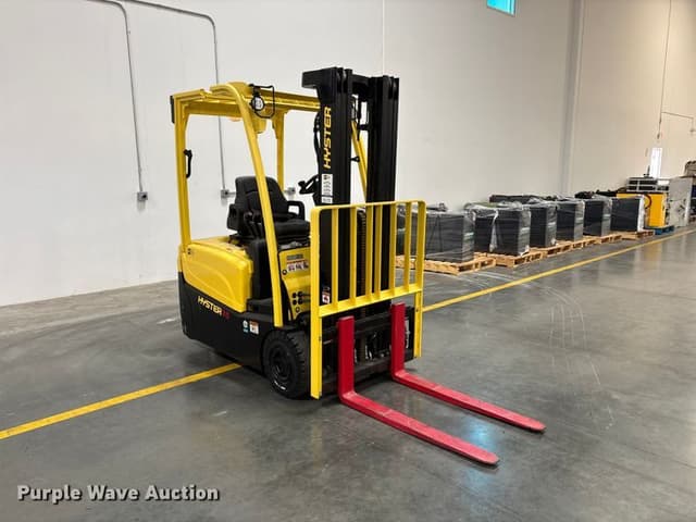 Image of Hyster J35XNT equipment image 2