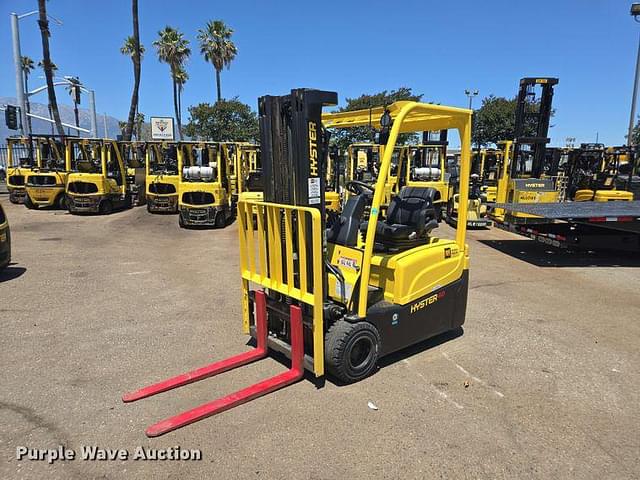 Image of Hyster J40XNT equipment image 1