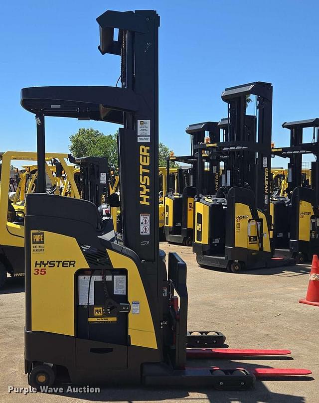 Image of Hyster N35ZR3-16.25 equipment image 3