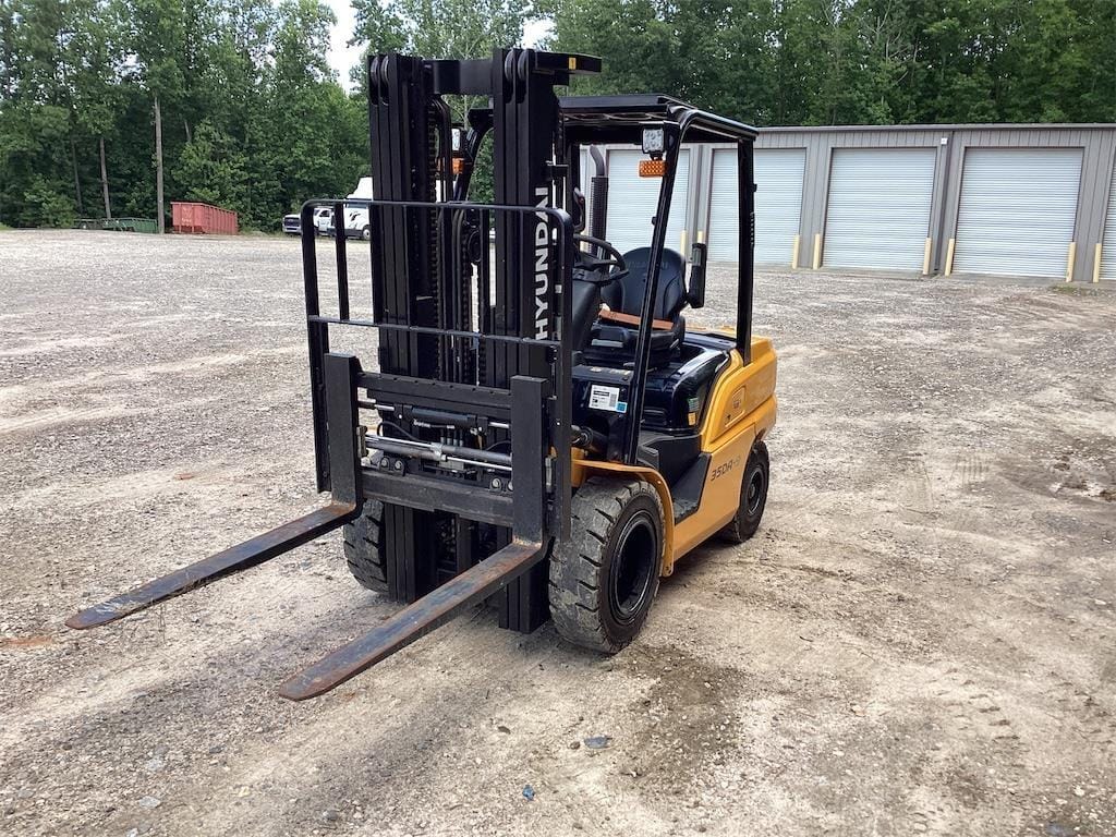 2023 Hyundai 35DA-9 Equipment Image0