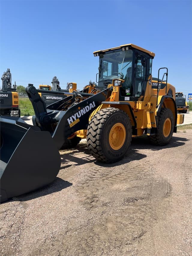 Image of Hyundai HL955AXT equipment image 2