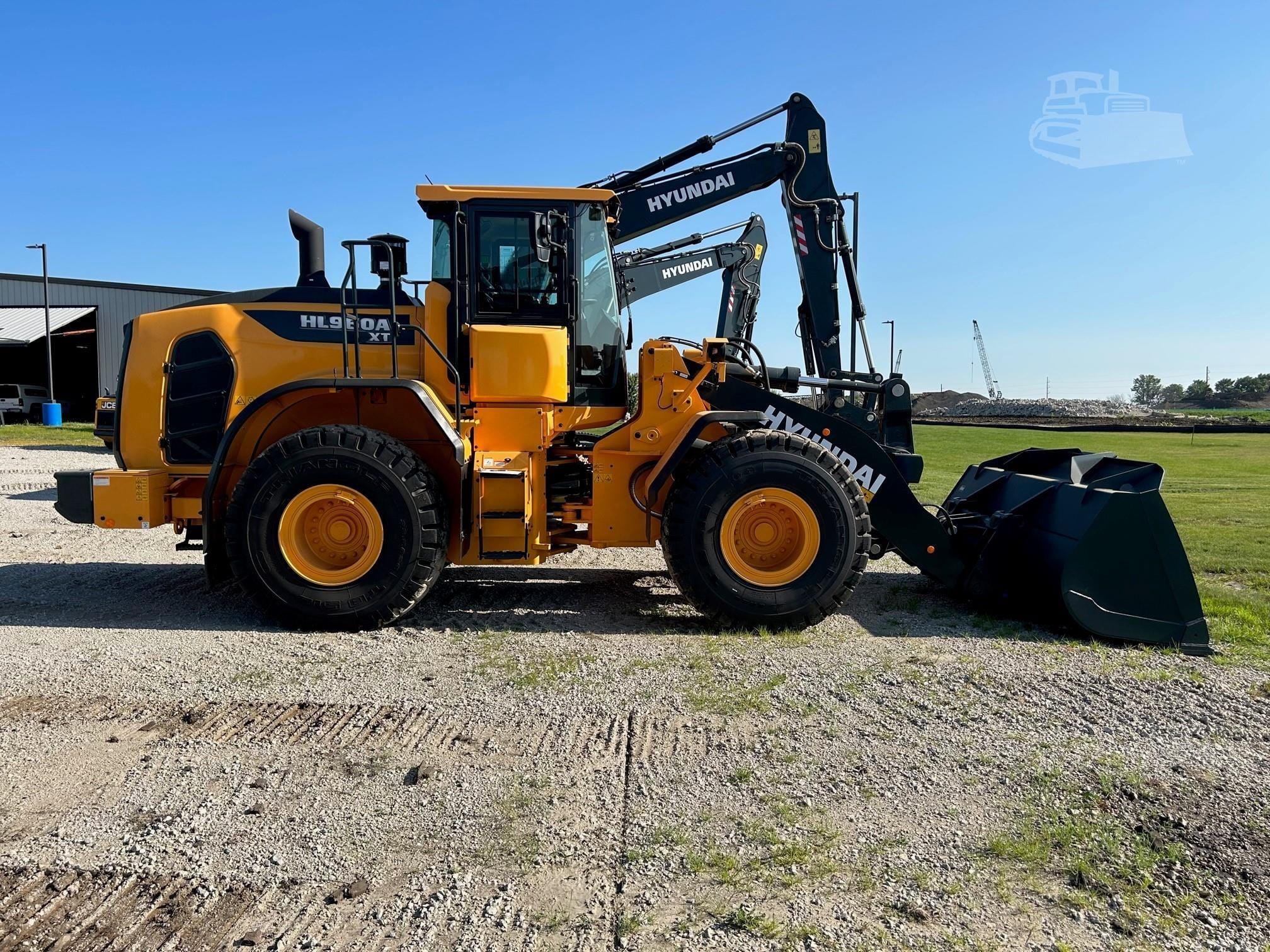 2023 Hyundai HL960AXT Equipment Image0
