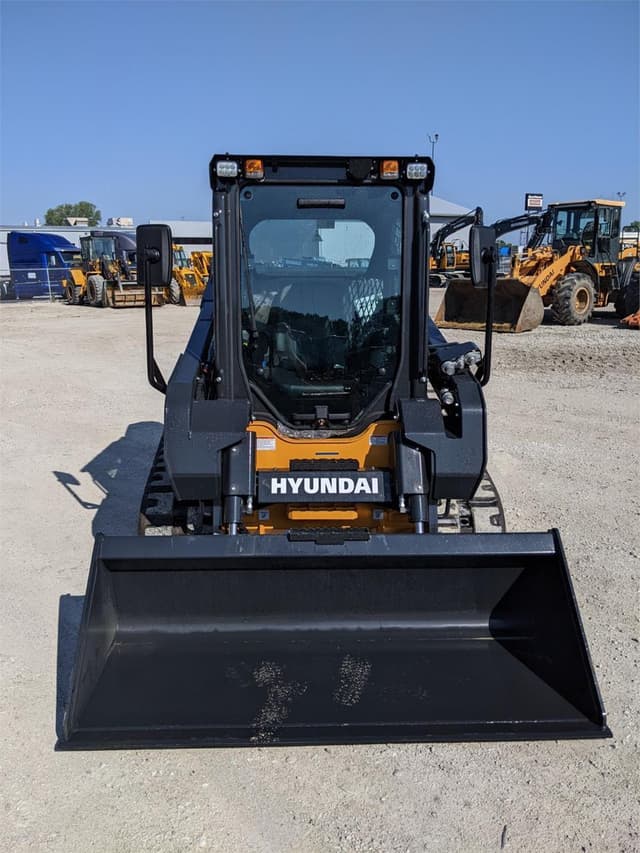 Image of Hyundai HT100V equipment image 3