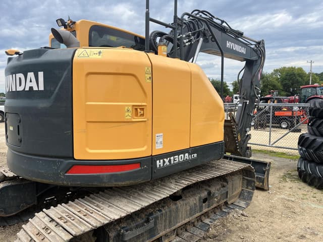 Image of Hyundai HX130A LCR equipment image 3