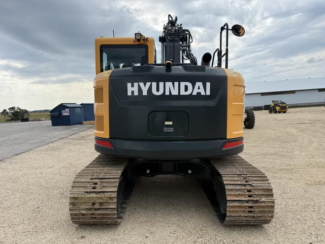 Image of Hyundai HX130A LCR equipment image 4