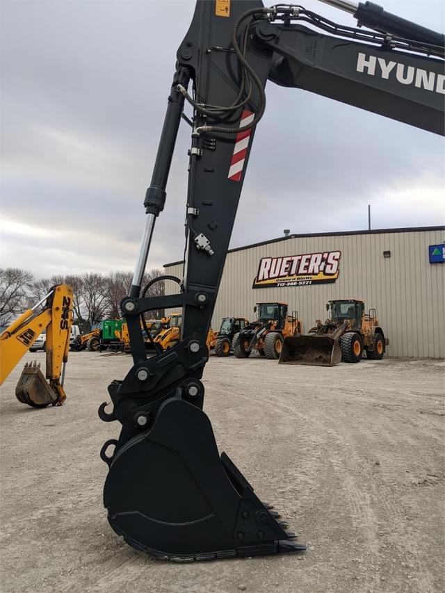 Image of Hyundai HX210AL equipment image 2