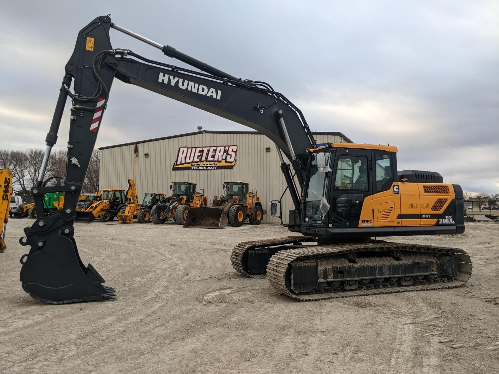 2023 Hyundai HX210AL Equipment Image0