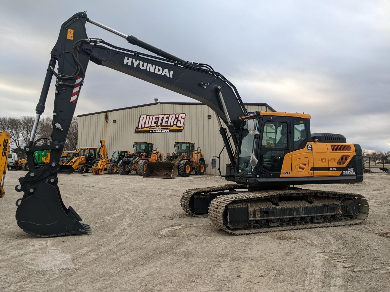 2023 Hyundai HX210AL Equipment Image0