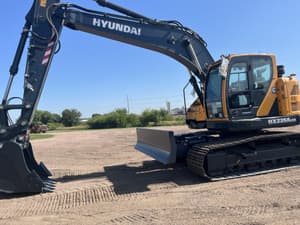 2023 Hyundai HX235A LCR Image