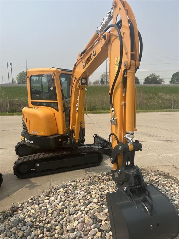 Image of Hyundai Robex 35Z-9A equipment image 1