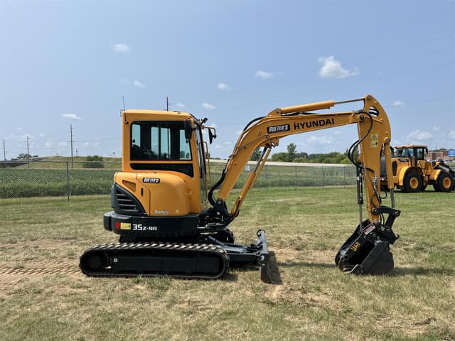 Image of Hyundai Robex 35Z-9A equipment image 4