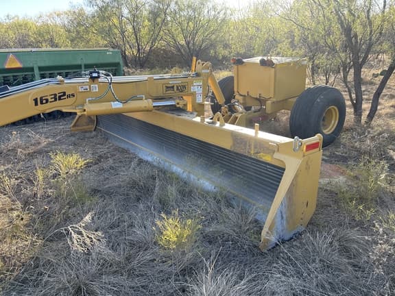 Image of Icon 1632RS equipment image 3