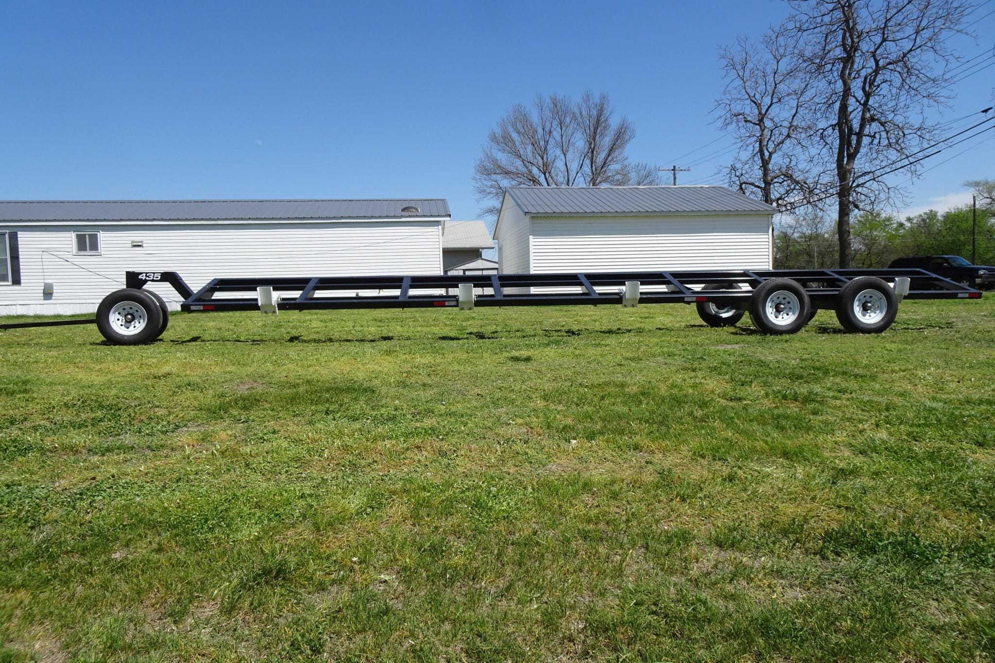 Main image  Industrias America 435