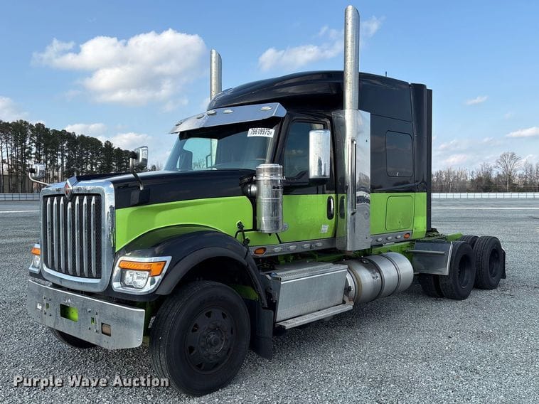 2023 International HX520 Equipment Image0