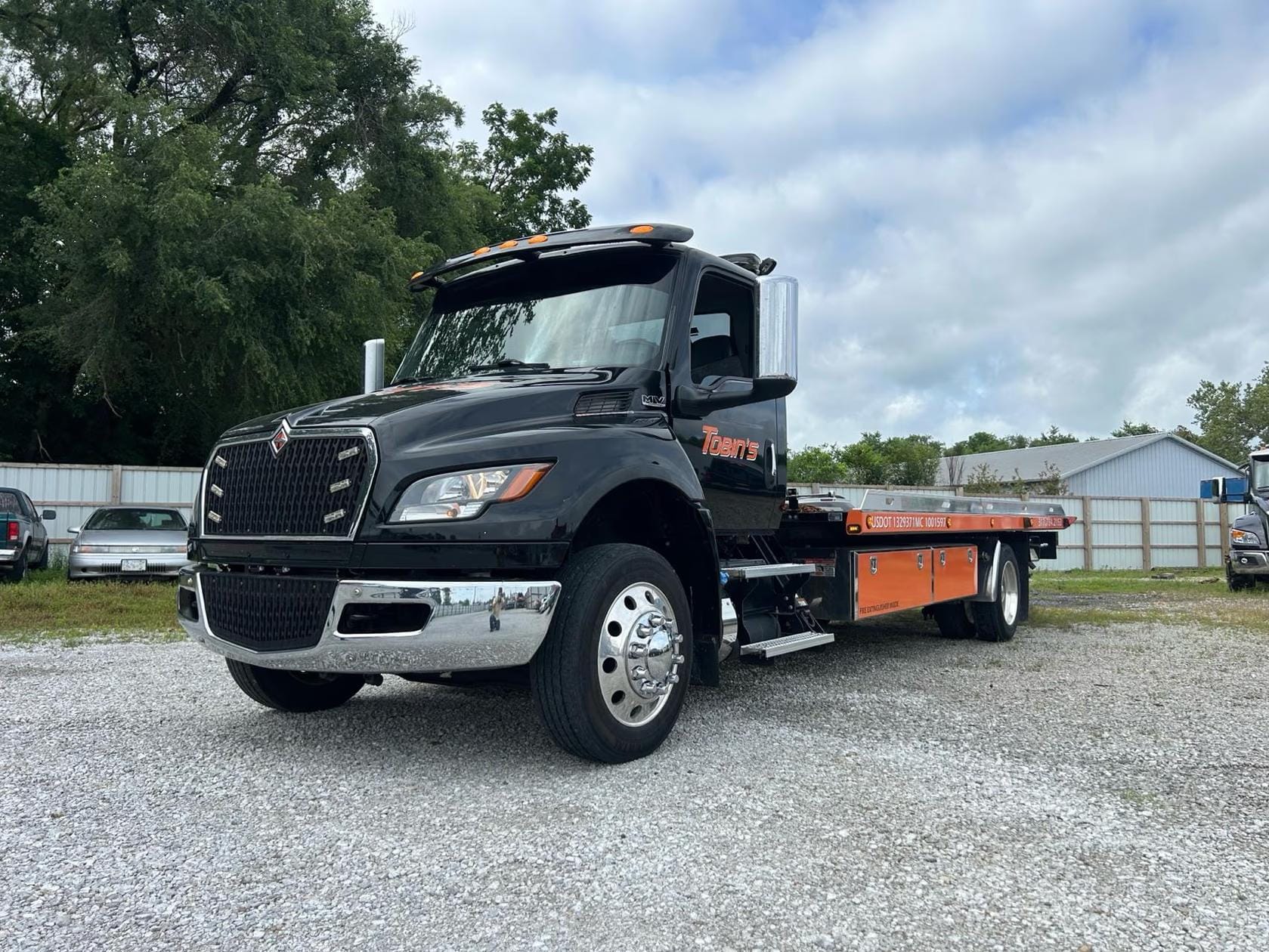 2023 International MV607 Equipment Image0