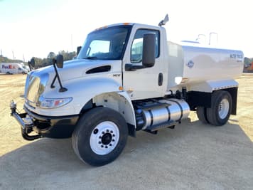 Main image International MV607