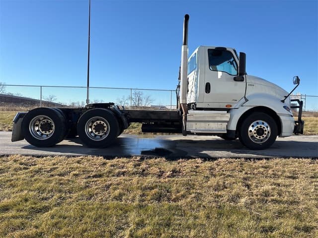 Image of International RH613 equipment image 4