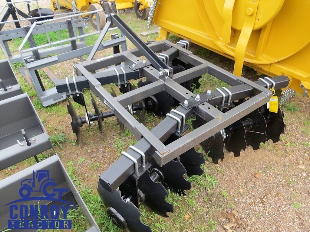 2023 IronCraft 7316 Equipment Image0