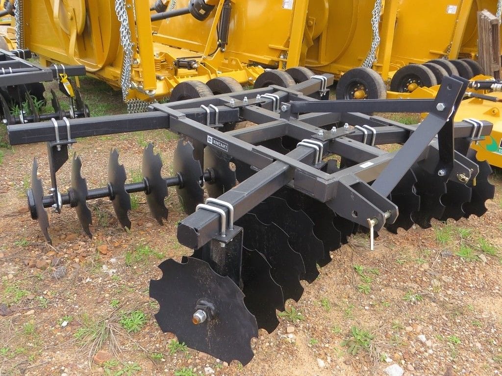 2023 IronCraft 7324 Equipment Image0