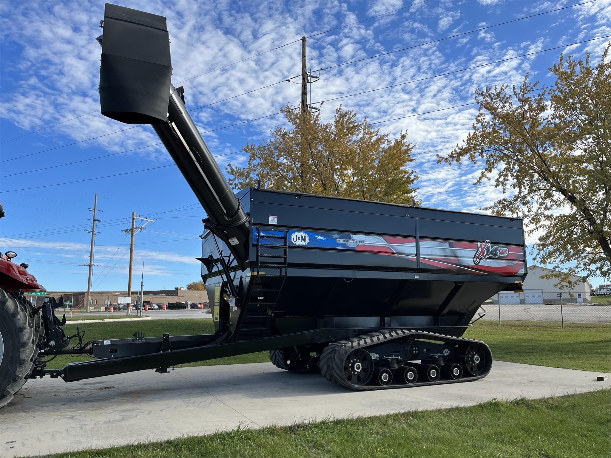 2023 J&M 1432 Equipment Image0